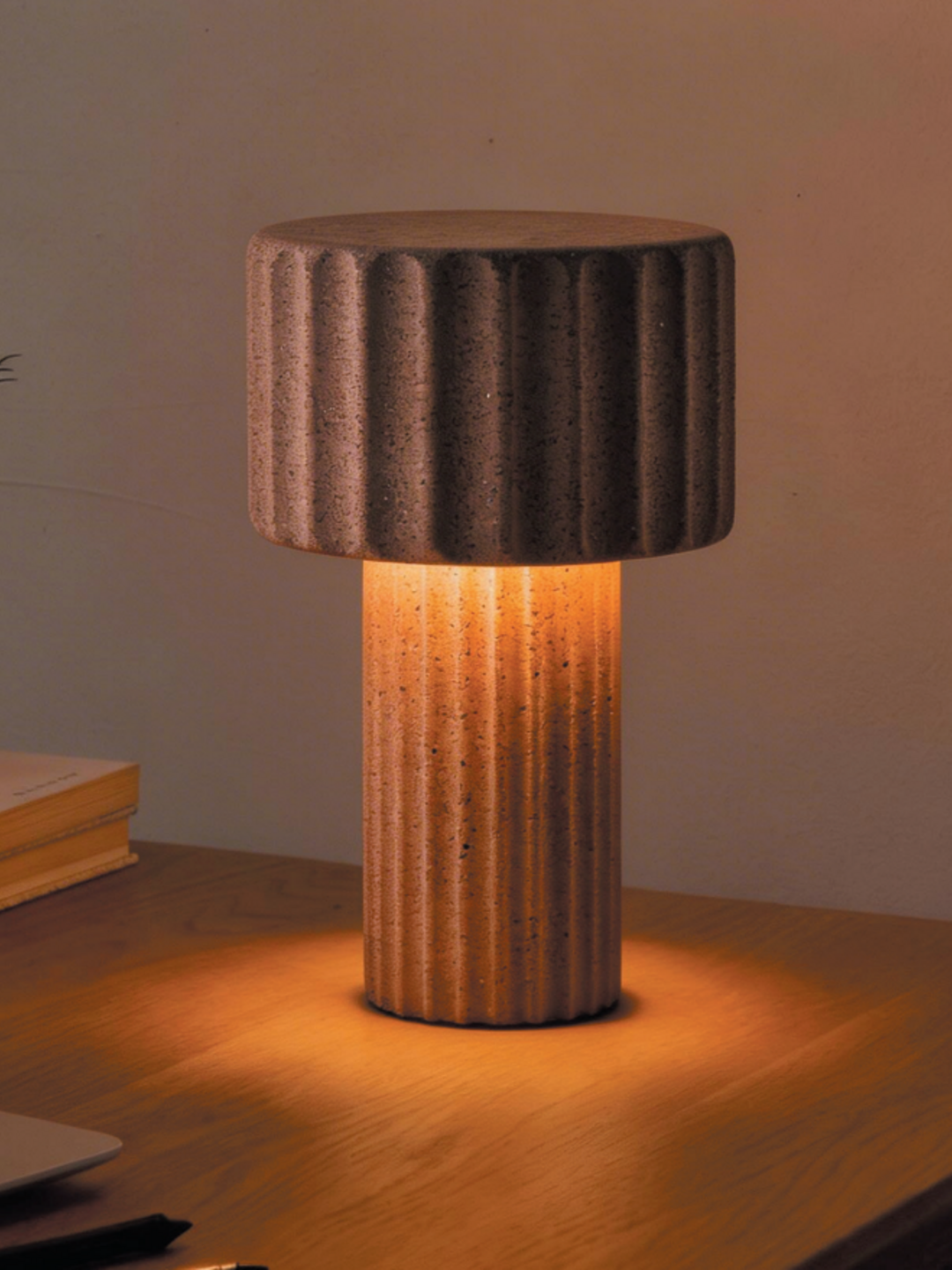 Vulra Table Lamp